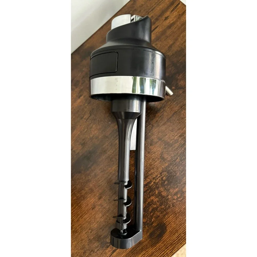 Brookstone Cocktail Master Automatic Drink Mixer and Pourer Holds 21 oz Battery